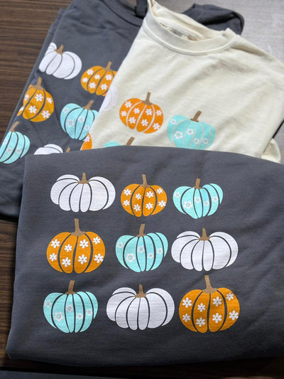 Gildan Soft Style Short Sleeve T-Shirt With Pastel Pumpkins In Charcoal Gray